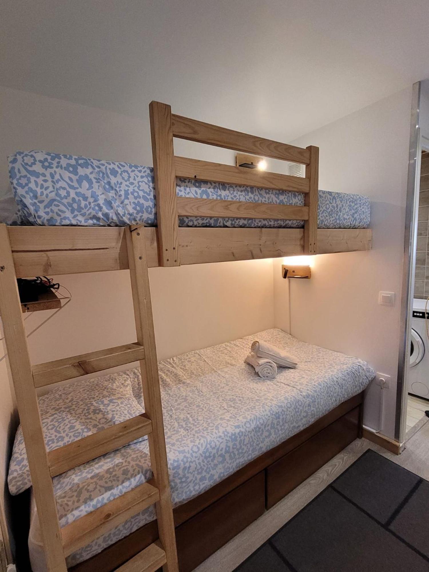 Apartment Athos C2-1 Chambre-alpe D'huez-centre Station