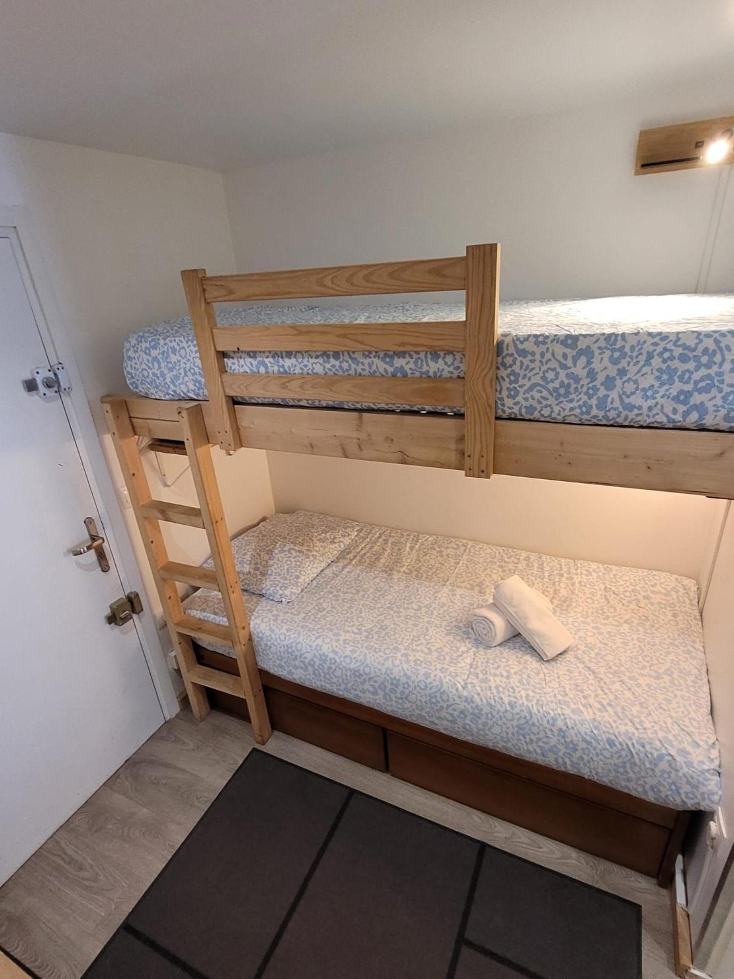 Athos C2-1 Chambre-alpe D'huez-centre Station Apartment Alpe d'Huez