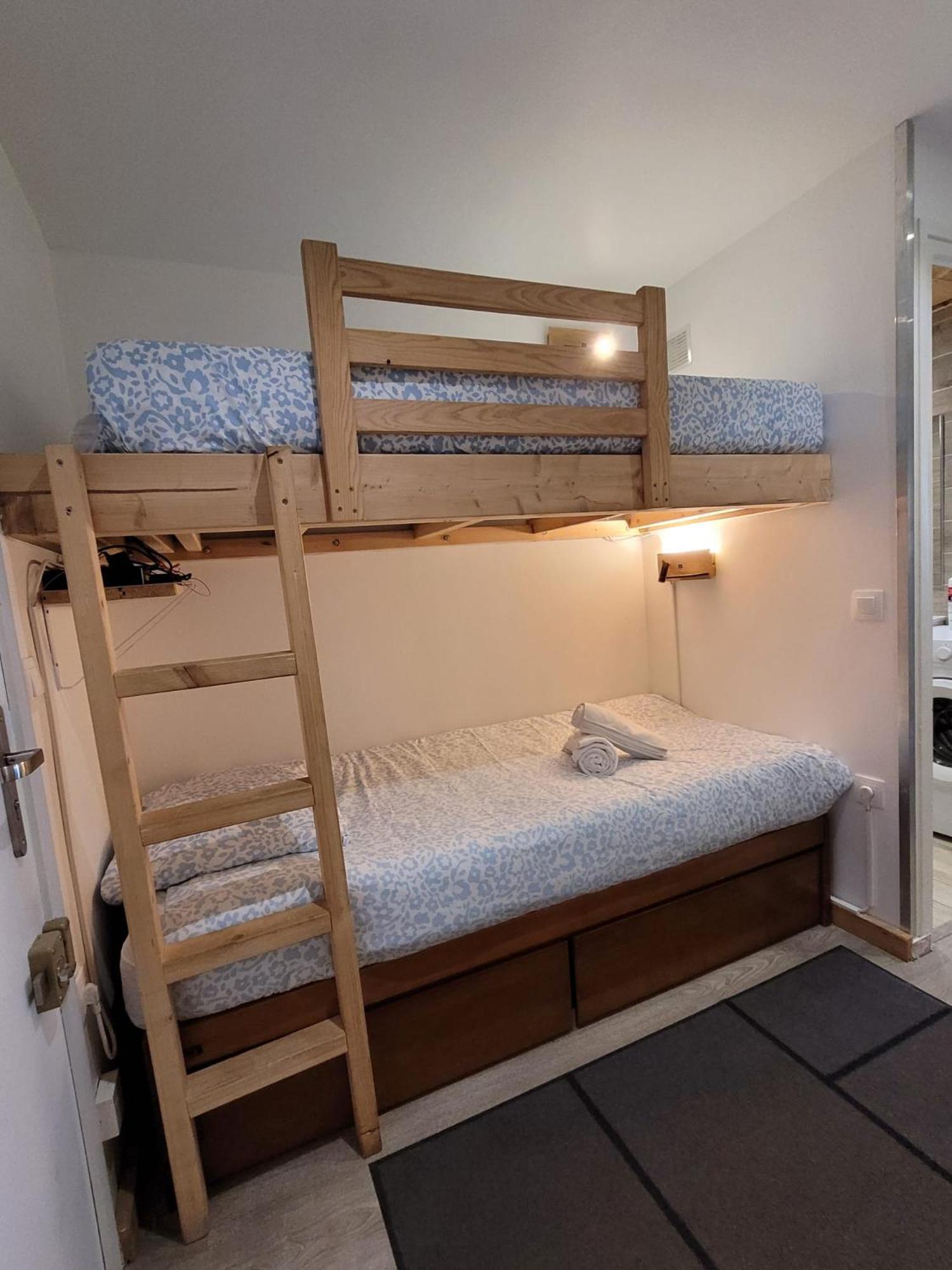 Athos C2-1 Chambre-alpe D'huez-centre Station