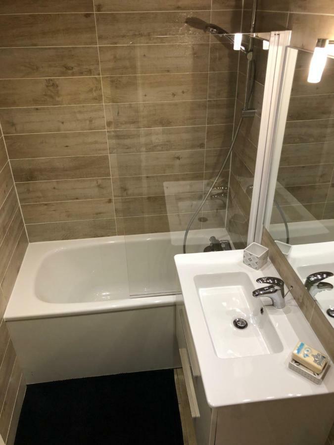 Athos C2-1 Chambre-alpe D'huez-centre Station Apartment Alpe d'Huez
